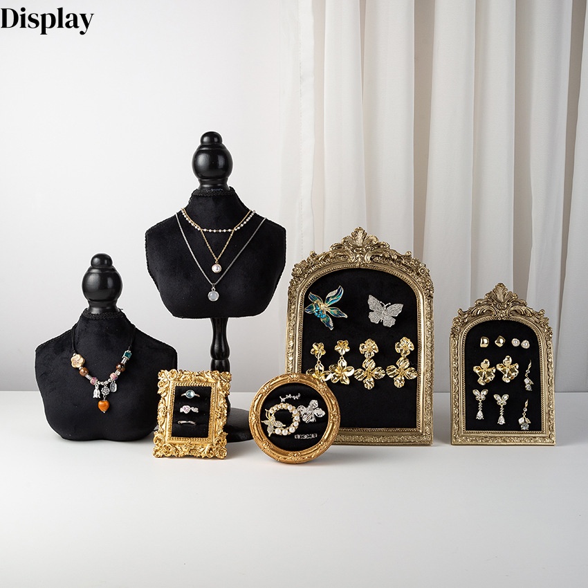 Body Jewelry In Store - Expositor de Joias em Veludo Preto,