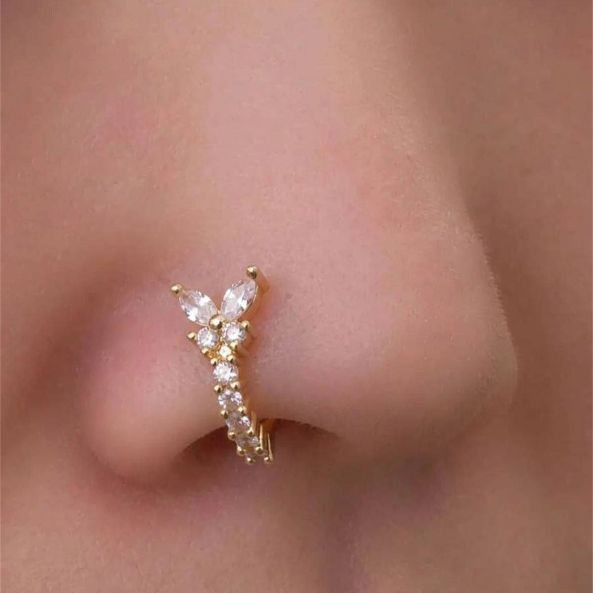 Clipe de Nariz em Formato Y Se - Body Jewelry And Piercing avaliação e preço